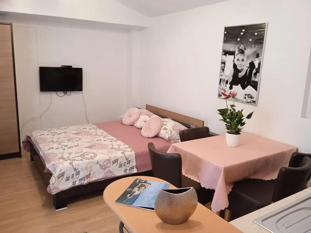 Pelivan Apartments Kastela 0*,  Croatia