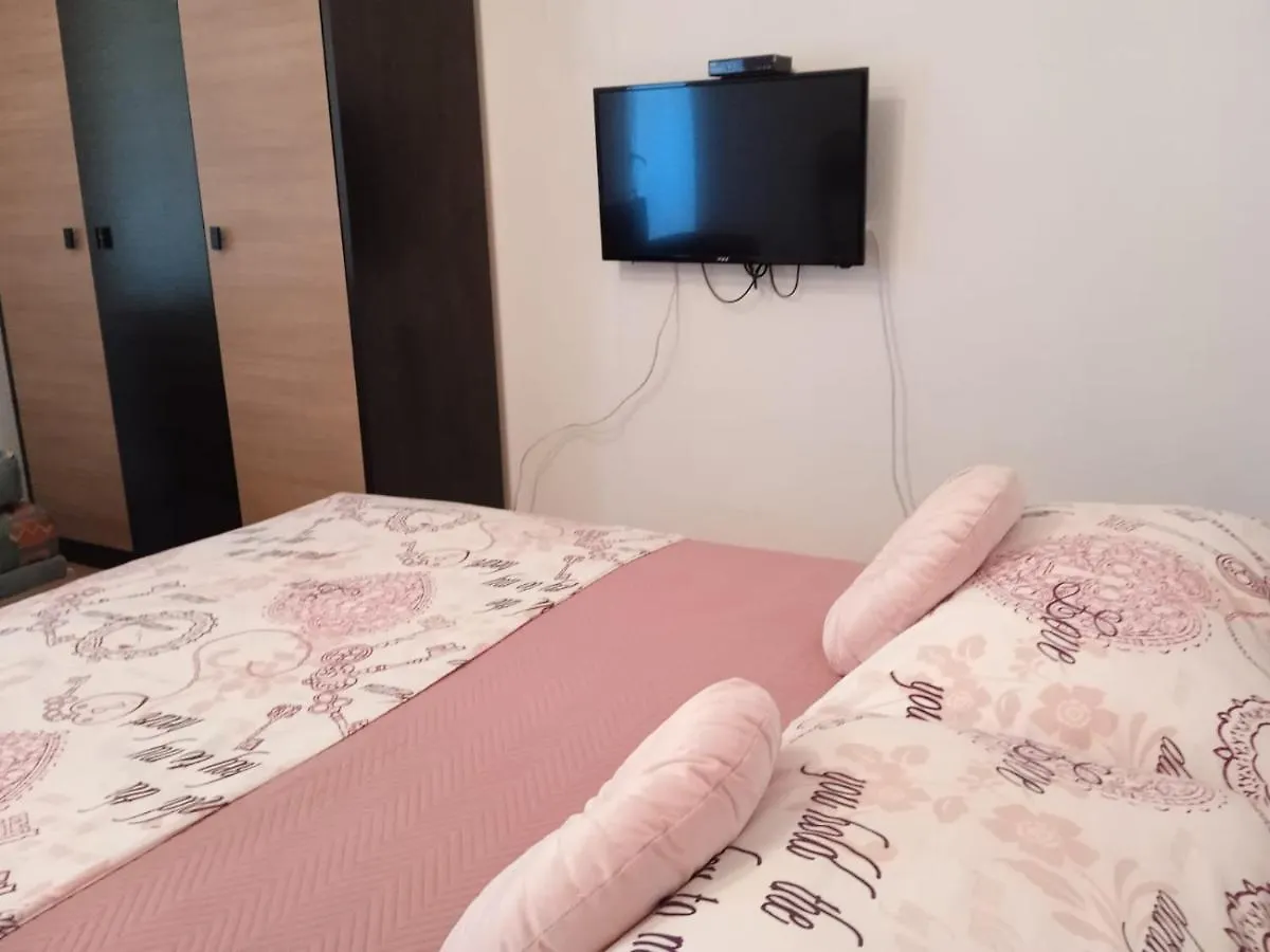 Pelivan Apartments Kastela Croatia