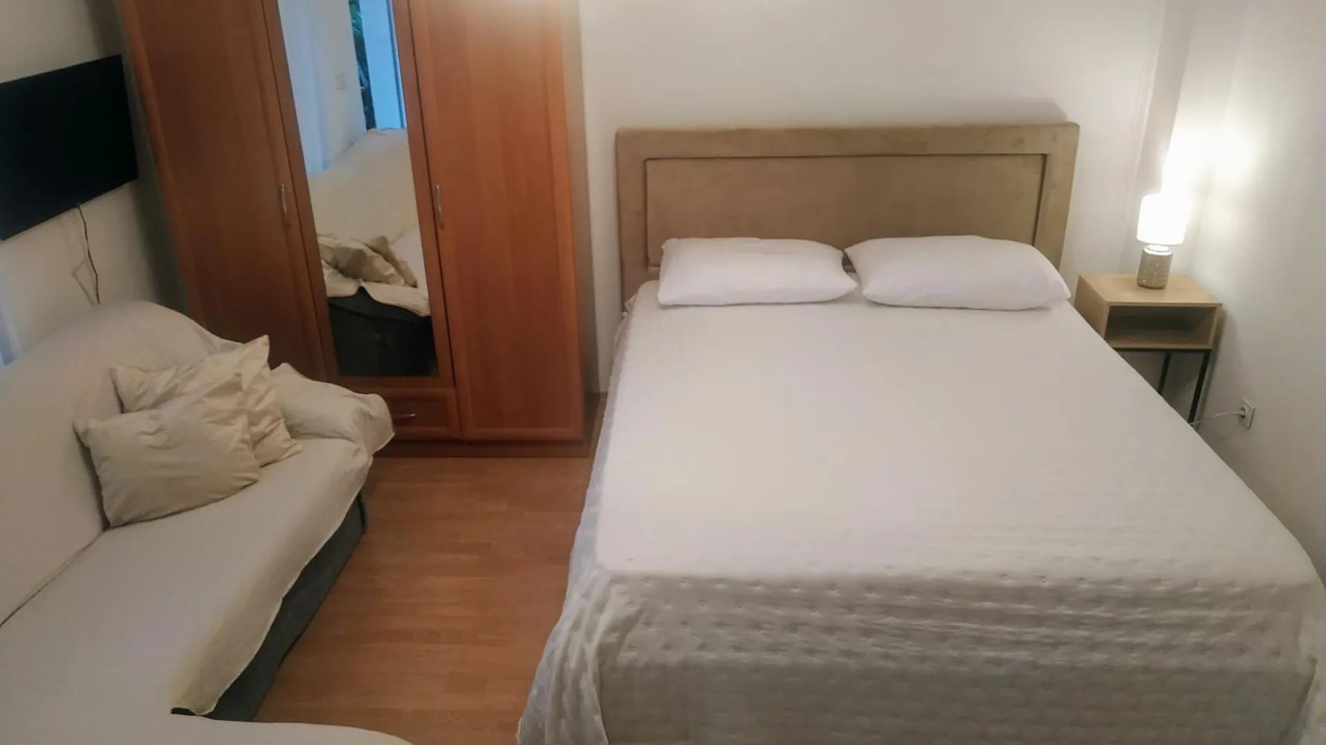 Pelivan Apartments Kastela 0*,  Croatia
