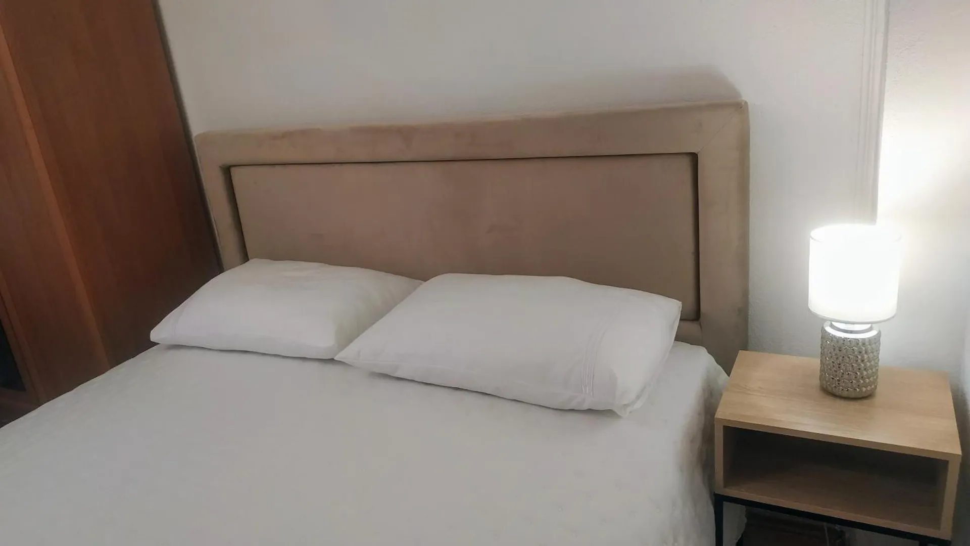 Pelivan Apartments Kastela