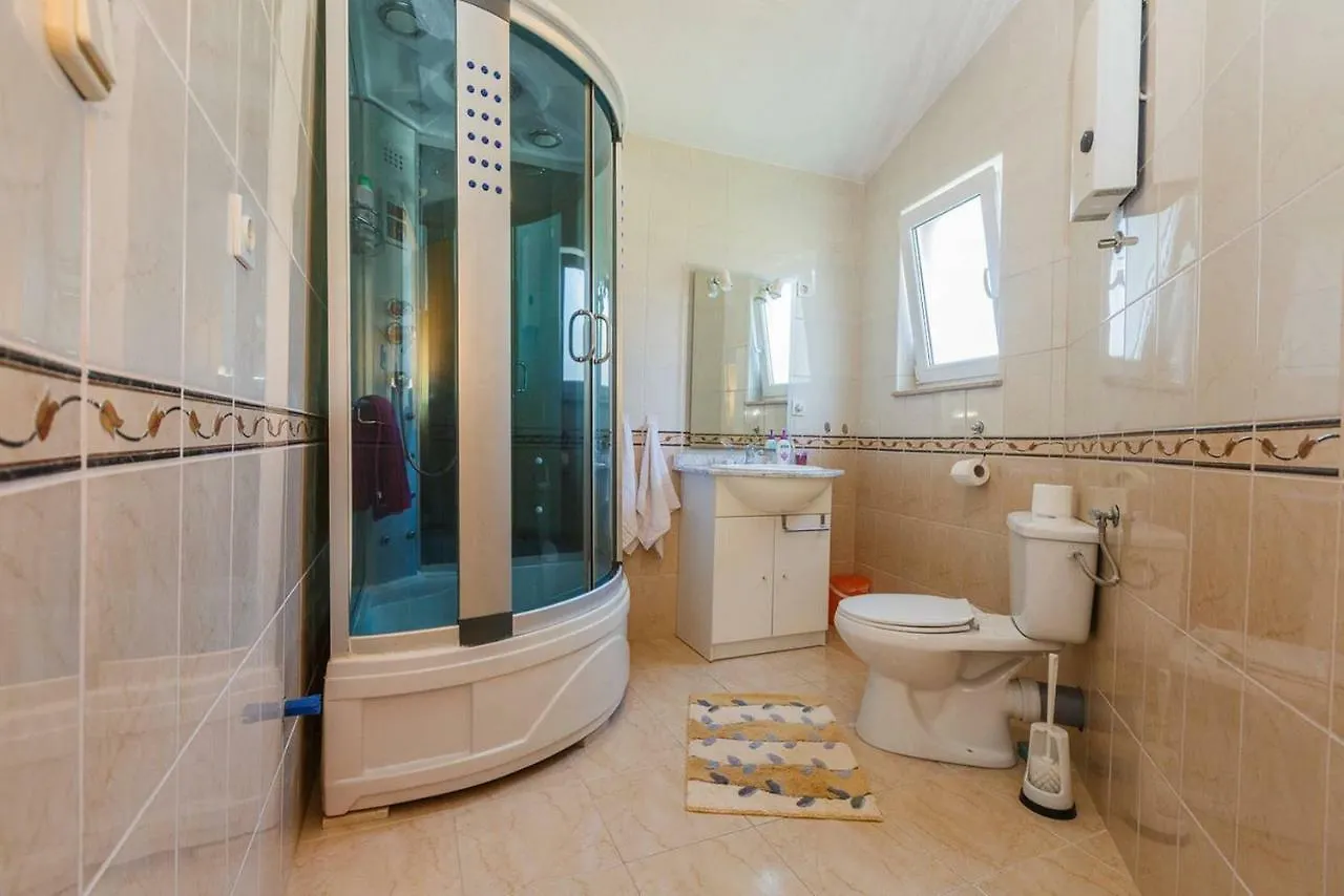 Pelivan Apartments Kastela