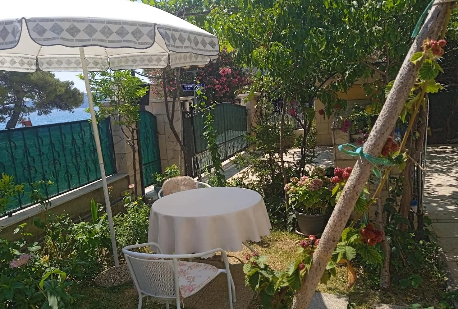 Pelivan Apartments Kastela