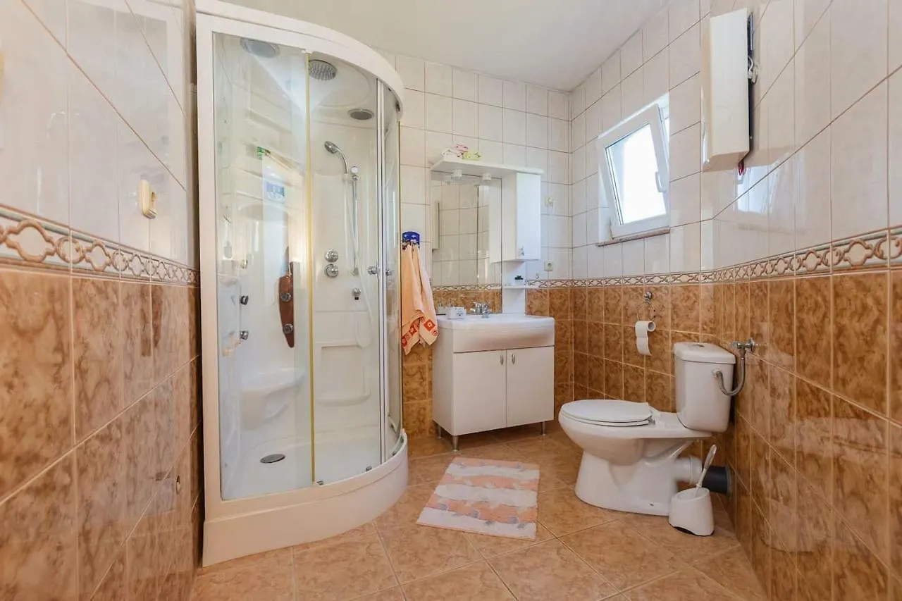Pelivan Apartments Kastela